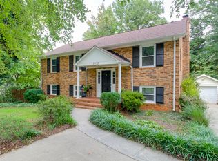 7513 Whistlestop Rd, Charlotte, NC 28210