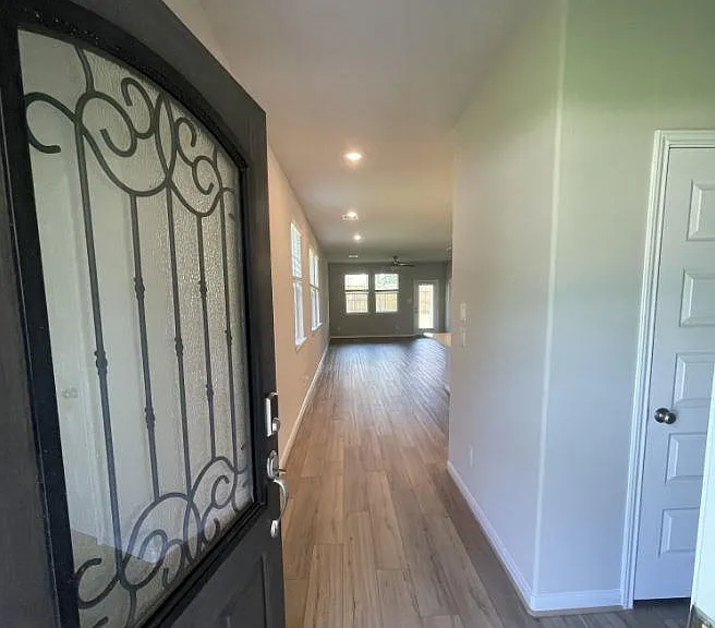 7052 Silverleaf Oak St — Photo 3
