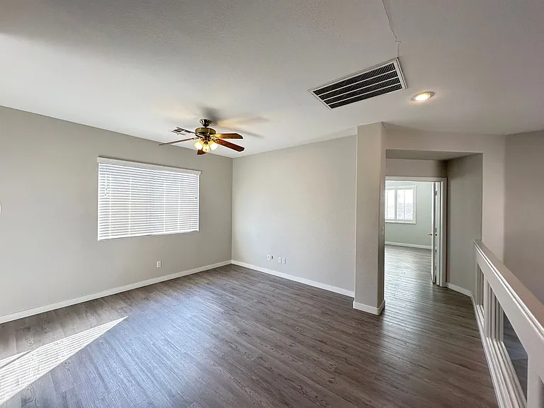 10191 Splendor Ridge Ave — Photo 24