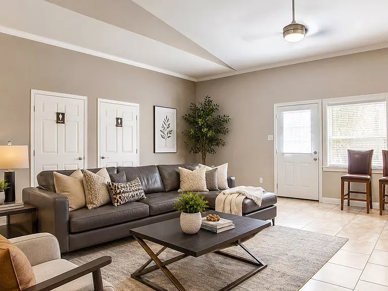 Residences at Overlook — Photo 88