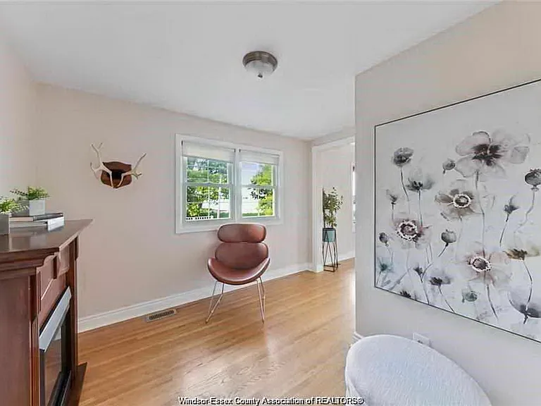 6711 Riverside Dr E — Photo 29