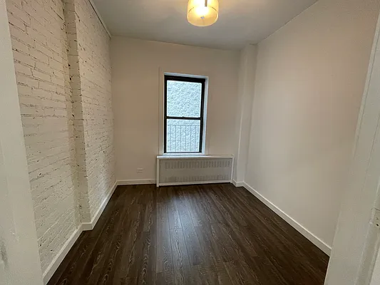 Rented by Compass | media 25