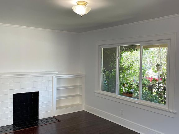 3rd image of 2116 S Bronson Ave