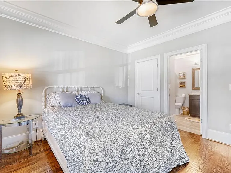 1196 John Collier Rd #1196 — Photo 19