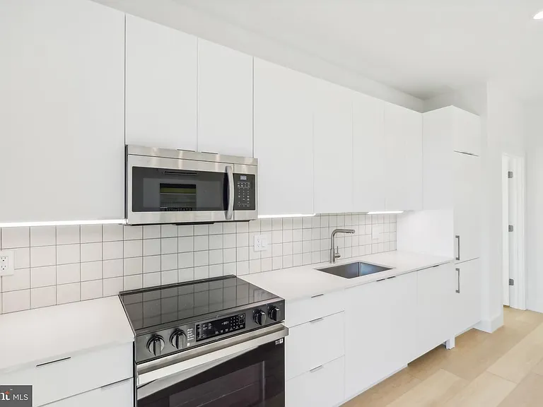 2406 Frankford Ave #21 — Photo 15
