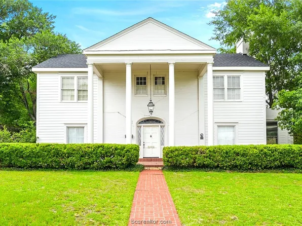 702 W Main St, Brenham, TX 77833