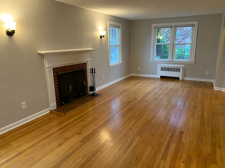 37 Spring Garden St — Photo 51