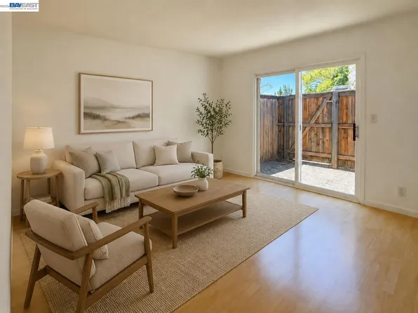 1366 Callen St APT C, Vacaville, CA 95688