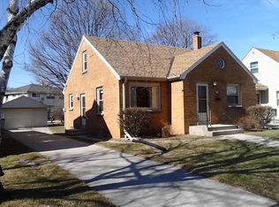 3201 S 72nd St, Milwaukee, WI 53219