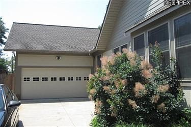 2nd image of 5908 Linwood Ave