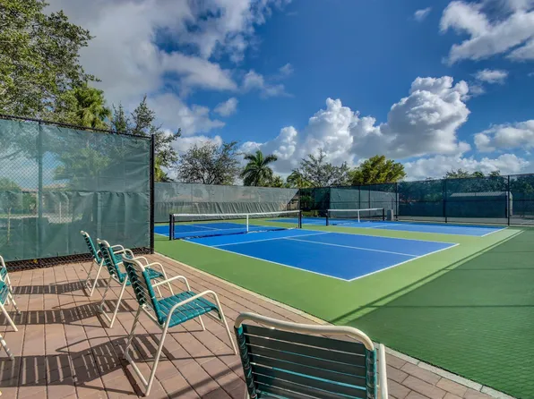 9429 Lantern Bay Circle, West Palm Beach, FL 33411