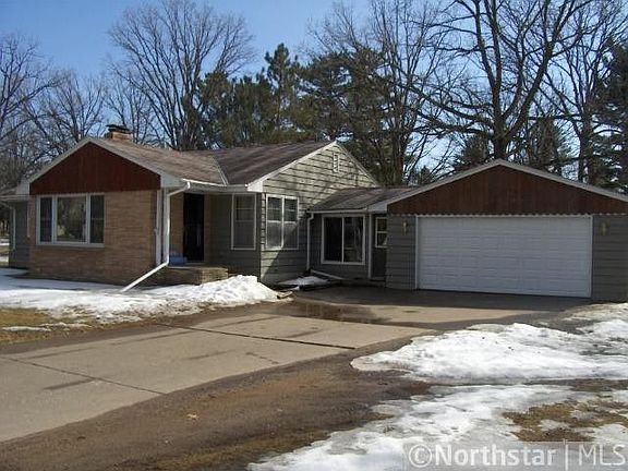 2nd image of 607 Fair Ave W