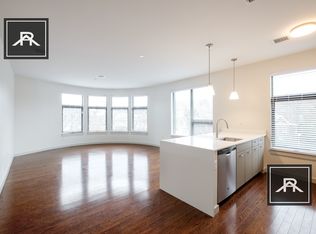 457 Harvard St #400, Brookline, MA 02446