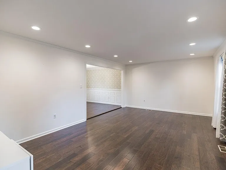 8904 Spur Rd — Photo 10
