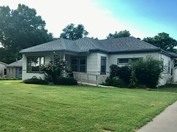940 W Meikle Rd, Wichita, KS 67217