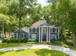 7017 Charleston Oaks Dr N, Mobile, AL 36695