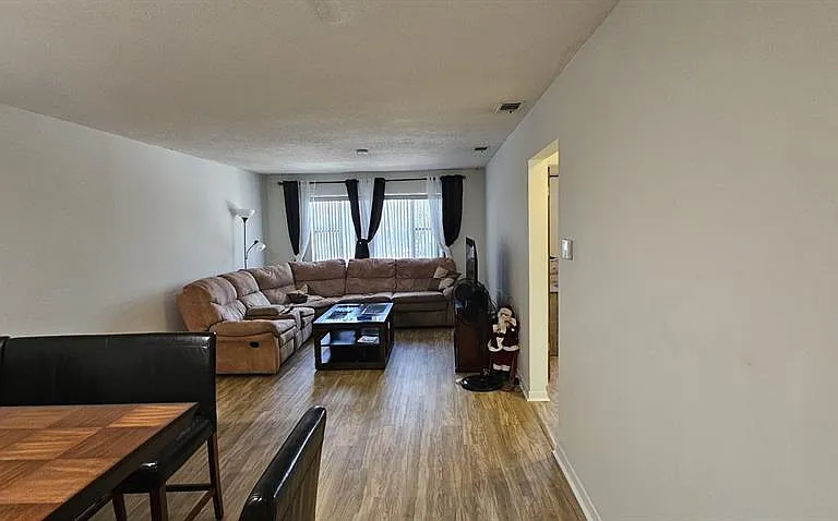 5357 81st St N #24 — Photo 12