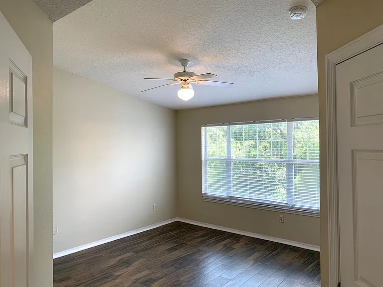 19207 Harbour Vista Cir — Photo 8