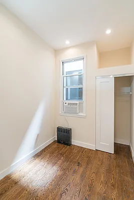 Rented by Douglas Elliman | media 15