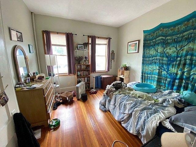1st image of 77 Easton St #2A