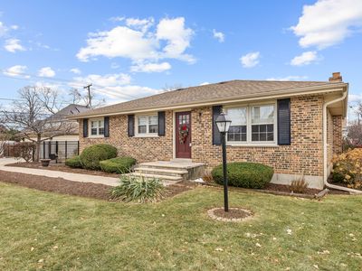 132 E Gladys Ave, Elmhurst, IL, 60126