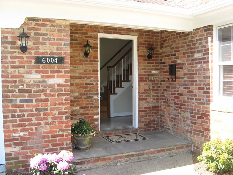 6004 Highboro Dr — Photo 3