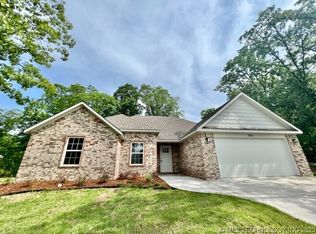 363 Southwind Dr, Tahlequah, OK 74464