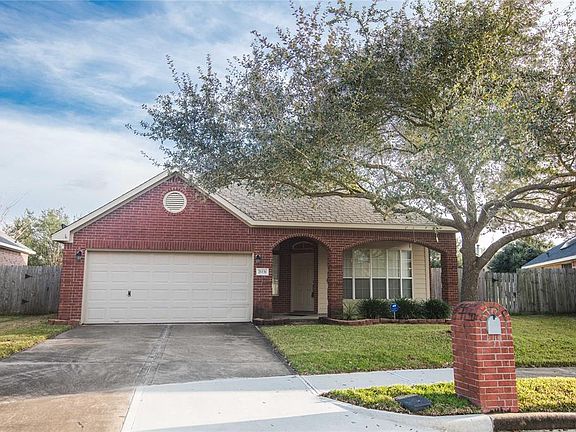 4th image of 21131 Sun Haven Dr