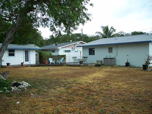 2nd image of 15 Silver Springs Dr