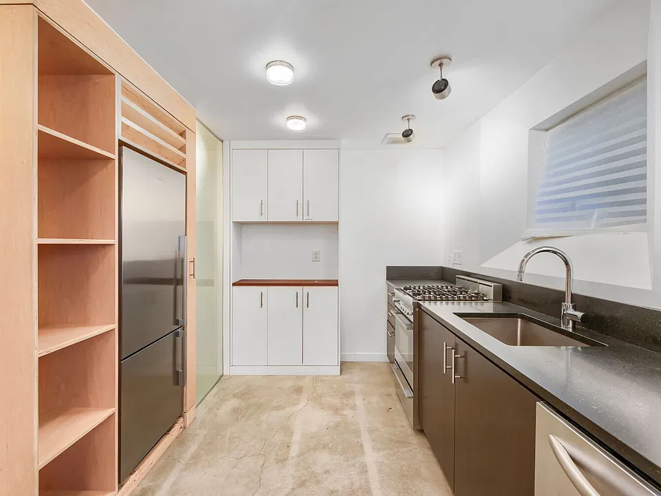 1 bed, 1.0 bath, 1000 sqft, $1,750