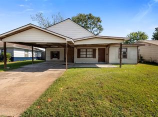 1805 Harding St, Pasadena, TX 77502