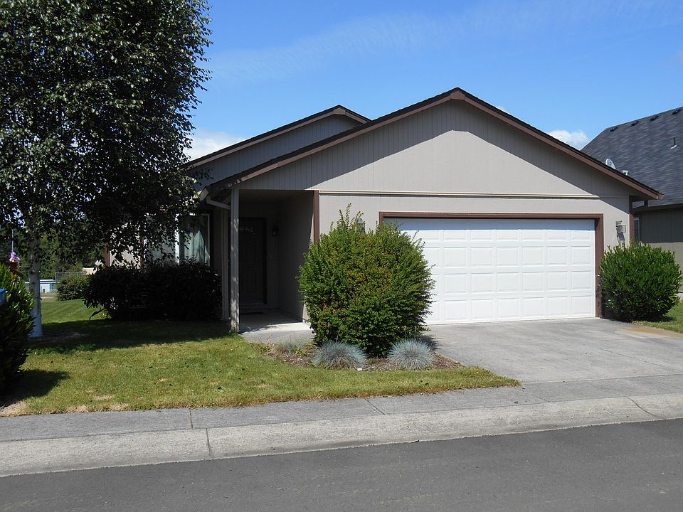 1st image of 106 Hill Dr