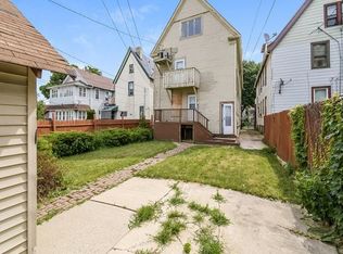 1425-1427 S 10th St, Milwaukee, WI 53204