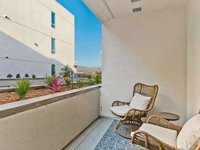 model patio