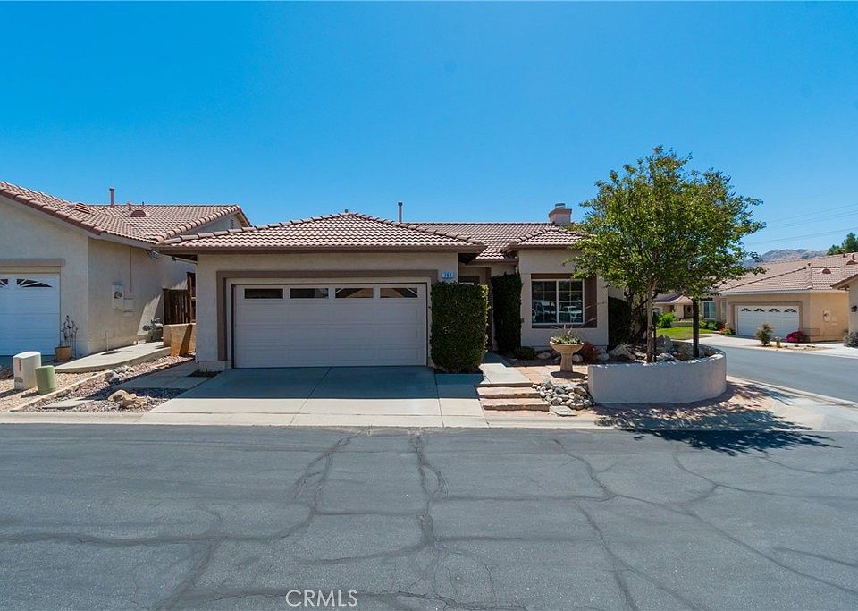 1st image of 768 Moonlight Ct