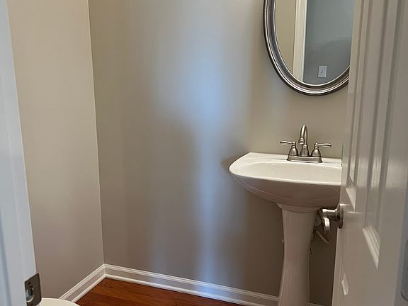 Powder room 1st floor