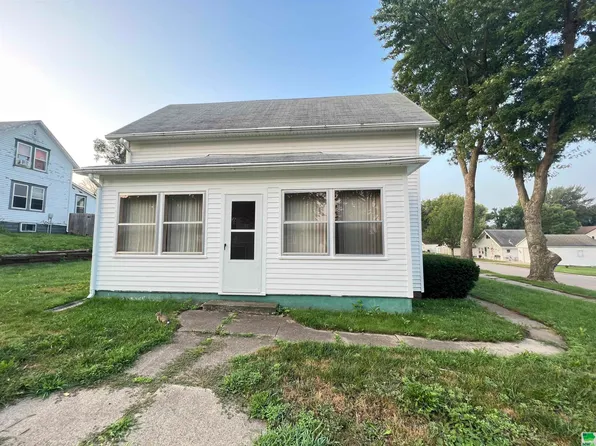 700 Main St, Akron, IA 51001