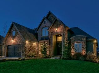 8609 N Farley Ave, Kansas City, MO 64157