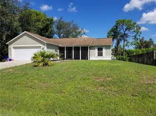 8201 Sandpiper Rd, Fort Myers, FL 33967