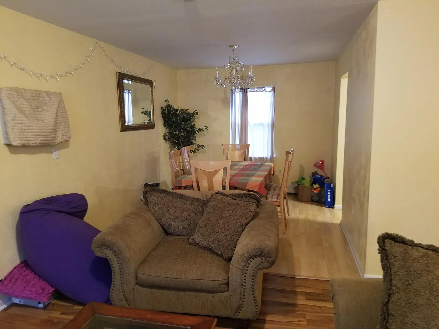 6 bed, 2300 sqft, $4,800 — Photo 4