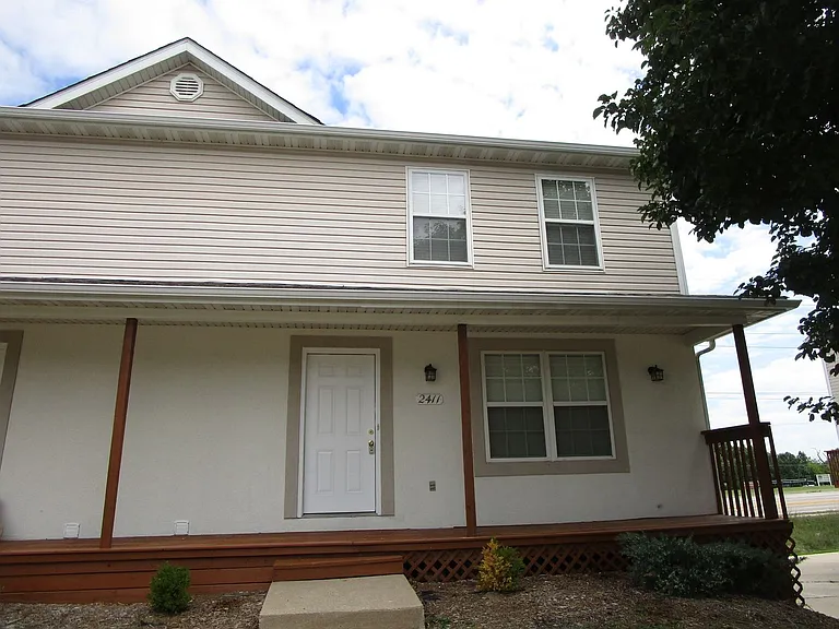 2409-2411 Northampton Dr. — Photo 1