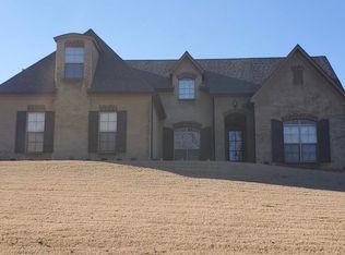 1961 Laughter Rd, Nesbit, MS 38651