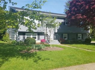 247 Capstan Ave, Groton, CT 06355