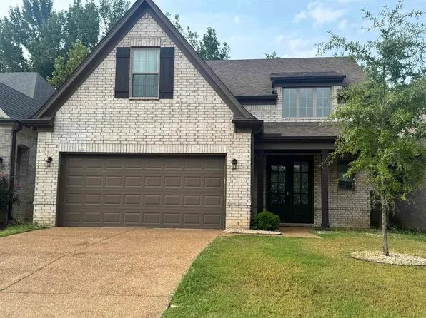 160 Chickasaw Trace Dr, Oakland, TN 38060