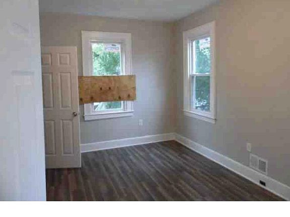 4th image of 121 Brookwood St #1