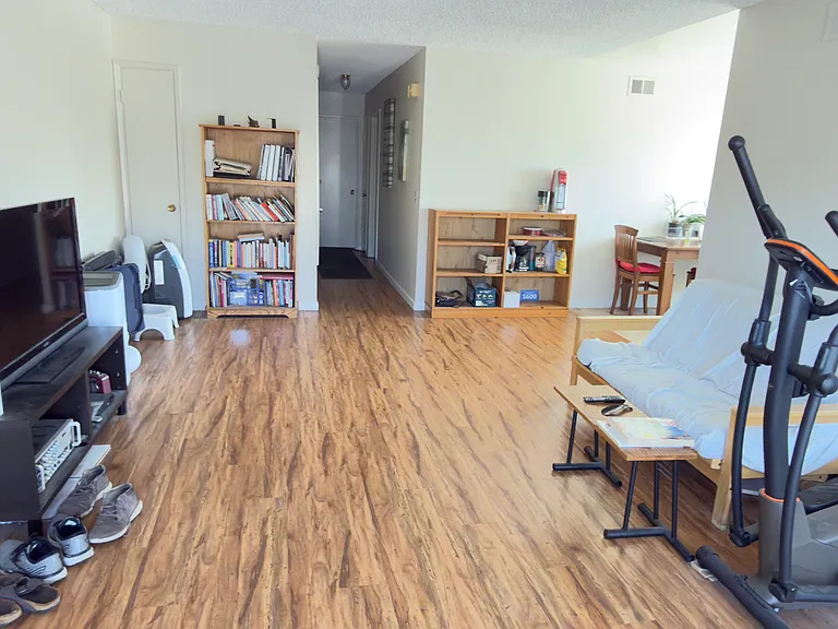 437 Boynton Ave #4 — Photo 10