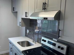 47 Bay Shore Ave APT 3, Long Beach, CA 90803