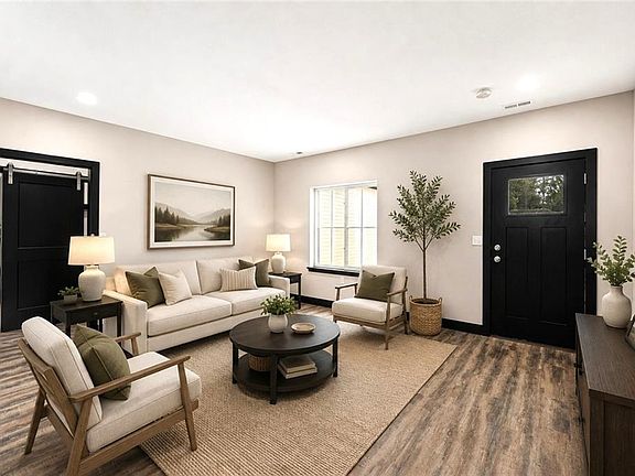 5th image of 920 5th St
