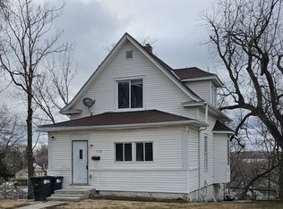 1725 S 28th St, Omaha, NE 68105