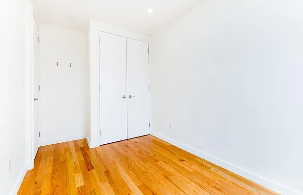 Rented by Uptown Flats LLC | media 20